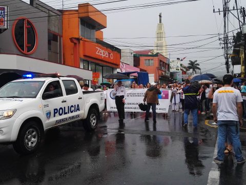 Primer Marcha por la Vida y la Familia en San Carlos, Costa Rica.
